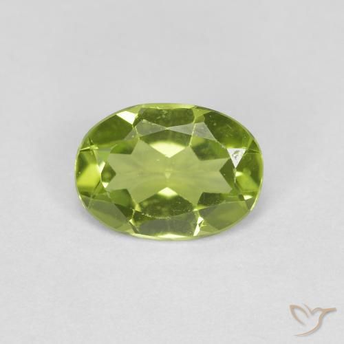 0.70ct Натуральный Средний зеленый Перидот, Овал, Чистота VS