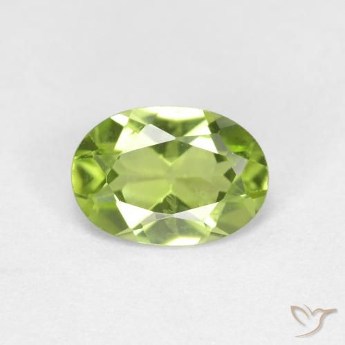 0.83ct Натуральный Средний зеленый Перидот, Овал, Чистота VS
