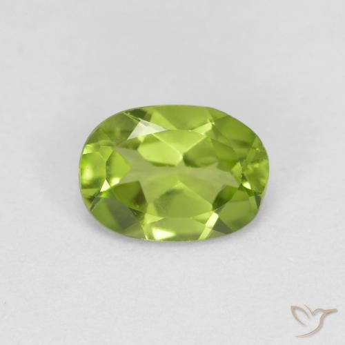 0.80ct Натуральный Средний зеленый Перидот, Овал, Чистота VS