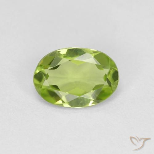 0.75ct Натуральный Ярко-зеленый Перидот, Овал, Чистота VS