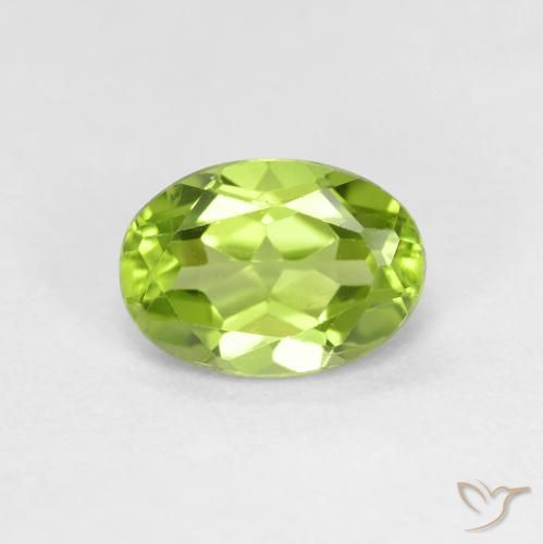 0.93ct Натуральный Ярко-зеленый Перидот, Овал, Чистота VS