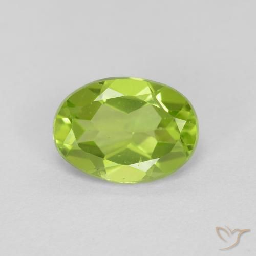 1.31ct Натуральный Ярко-зеленый Перидот, Овал, VVS-VS