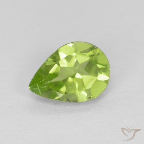 0.74ct Натуральный Светло-живой зеленый Перидот, Форма груши, Чистота VVS