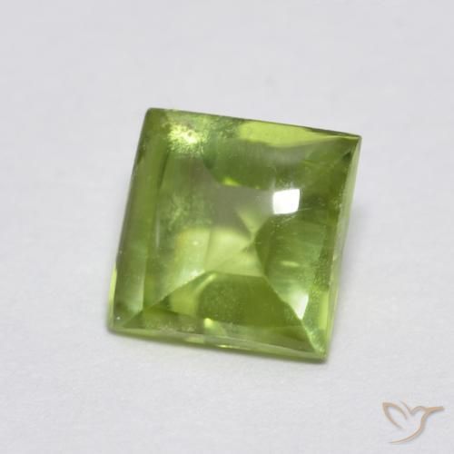 0.75ct Натуральный Желтовато-зеленый Перидот, Квадрат, Прозрачный