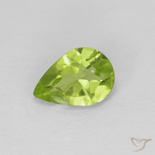 0.65ct Натуральный Средний зеленый Перидот, Форма груши, Чистота VS