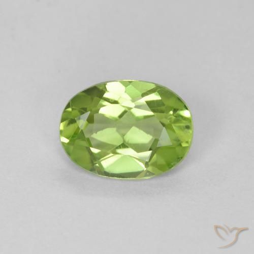 0.83ct Натуральный Средний зеленый Перидот, Овал, VVS-VS