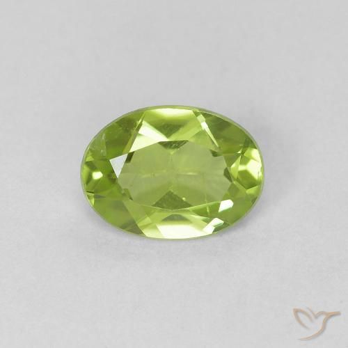 0.67ct Натуральный Ярко-зеленый Перидот, Овал, Чистота VS