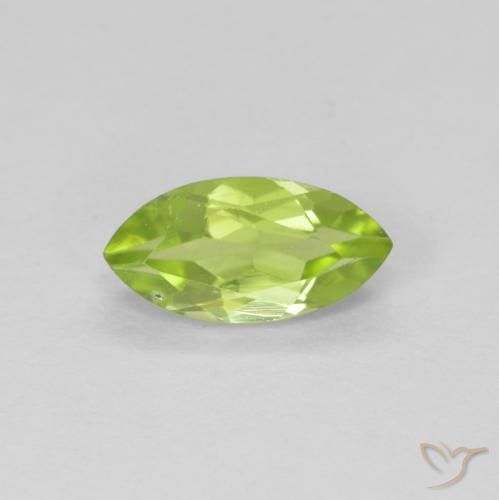 0.66ct Натуральный Средний зеленый Перидот, Маркиза, Чистота VS