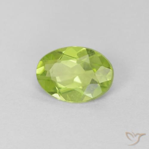 0.84ct Натуральный Средний зеленый Перидот, Овал, Чистота VS