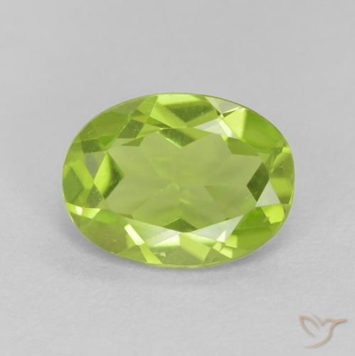1.11ct Натуральный Ярко-зеленый Перидот, Овал, VVS-VS
