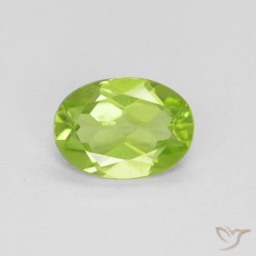1.00ct Натуральный Ярко-зеленый Перидот, Овал, VVS-VS
