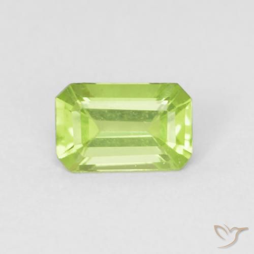0.51ct Натуральный Светло-зеленый Перидот, Изумрудная огранка, Чистота VVS