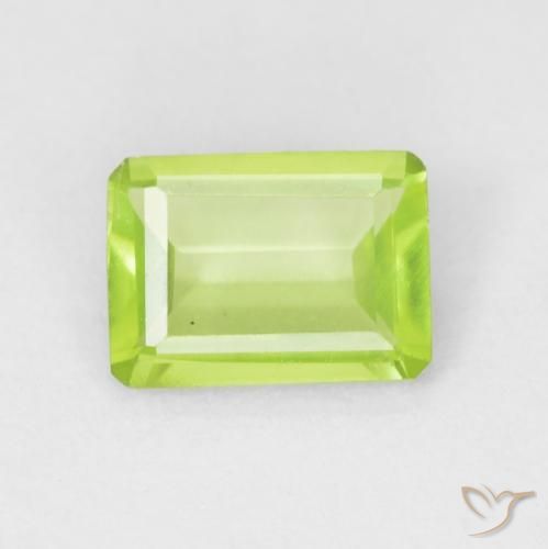0.85ct Натуральный Средний зеленый Перидот, Изумрудная огранка, Чистота VVS