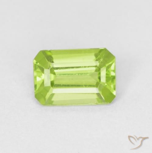 0.55ct Натуральный Ярко-зеленый Перидот, Изумрудная огранка, Чистота VVS