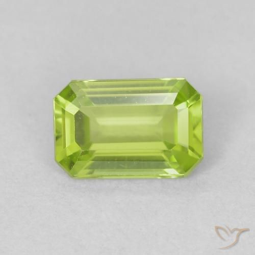 0.53ct Натуральный Живой желтовато-зеленый Перидот, Изумрудная огранка, Чистота VVS