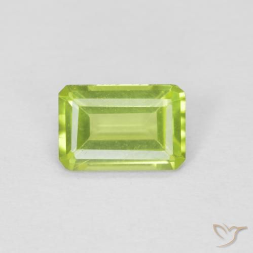 0.53ct Натуральный Ярко-зеленый Перидот, Изумрудная огранка, VVS-VS