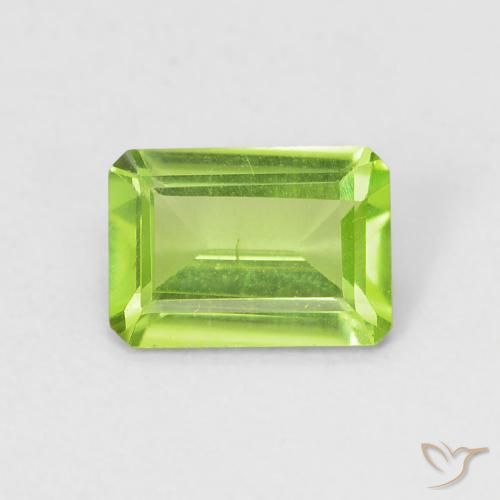 0.82ct Натуральный Средний зеленый Перидот, Изумрудная огранка, Чистота VS