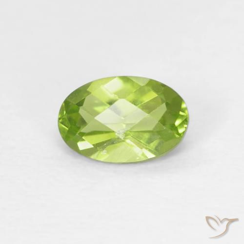 0.57ct Натуральный Ярко-зеленый Перидот, Овал, Чистота VS