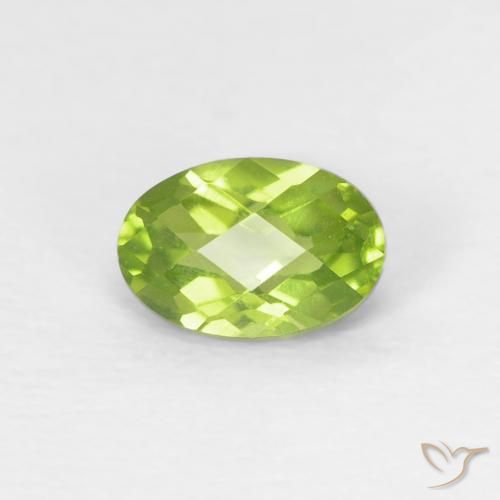 0.62ct Натуральный Светло-живой зеленый Перидот, Овал, VVS-VS