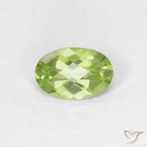 0.44ct Натуральный Ярко-зеленый Перидот, Овал, VVS-VS