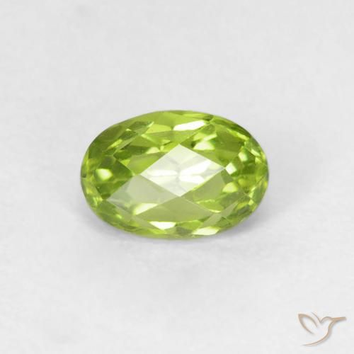 0.72ct Натуральный Ярко-зеленый Перидот, Овал, VVS-VS