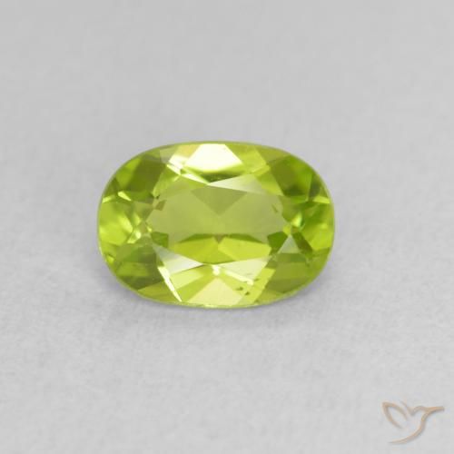 0.90ct Натуральный Желтовато-зеленый Перидот, Овал, VVS-VS