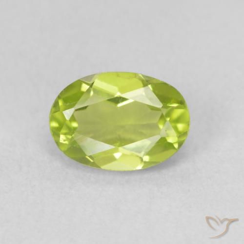 0.93ct Натуральный Средний зеленый Перидот, Овал, Чистота VS