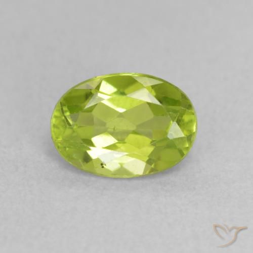 0.95ct Натуральный Средний зеленый Перидот, Овал, Чистота VS