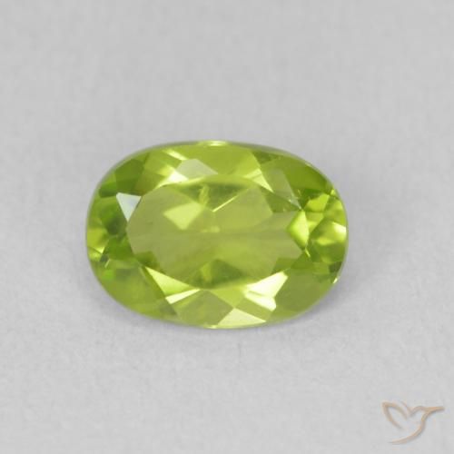 0.92ct Натуральный Средний зеленый Перидот, Овал, Чистота VS