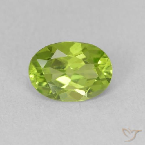 0.92ct Натуральный Ярко-зеленый Перидот, Овал, Чистота VS