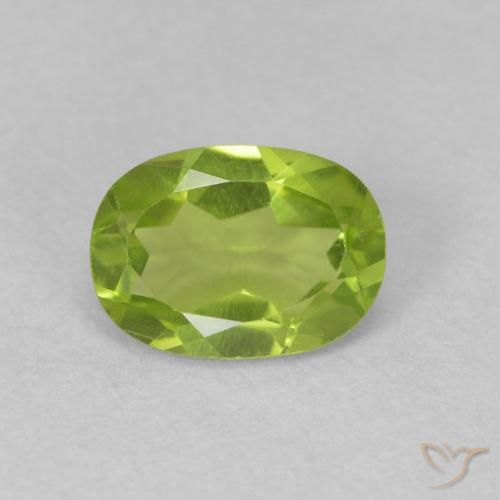 0.86ct Натуральный Ярко-зеленый Перидот, Овал, Чистота VVS