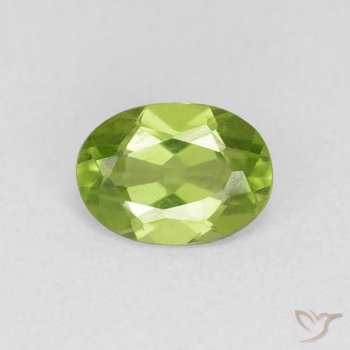 0.90ct Натуральный Ярко-зеленый Перидот, Овал, VVS-VS