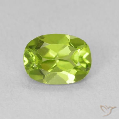 0.91ct Натуральный Средний зеленый Перидот, Овал, Чистота VS