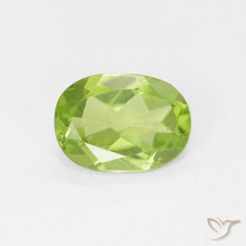 0.88ct Натуральный Средний зеленый Перидот, Овал, VVS-VS