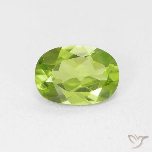 0.92ct Натуральный Средний зеленый Перидот, Овал, VVS-VS