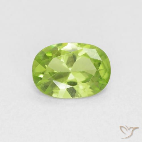 0.77ct Натуральный Средний зеленый Перидот, Овал, VVS-VS