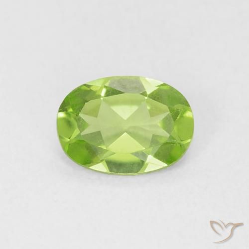 0.78ct Натуральный Средний зеленый Перидот, Овал, VVS-VS