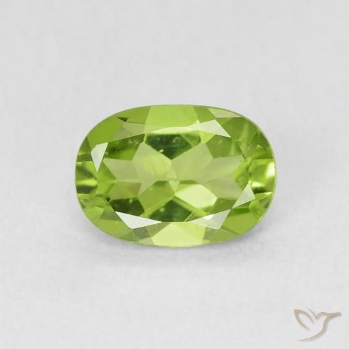0.87ct Натуральный Средний зеленый Перидот, Овал, Чистота VS