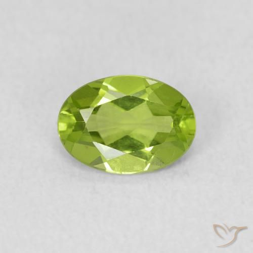 0.74ct Натуральный Ярко-зеленый Перидот, Овал, Чистота VS