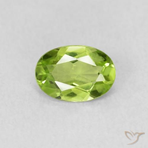 0.69ct Натуральный Средний зеленый Перидот, Овал, Чистота VS