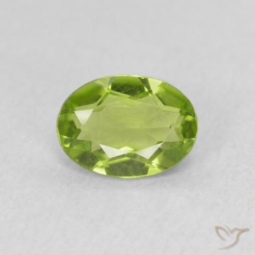 0.82ct Натуральный Средний зеленый Перидот, Овал, Чистота VS