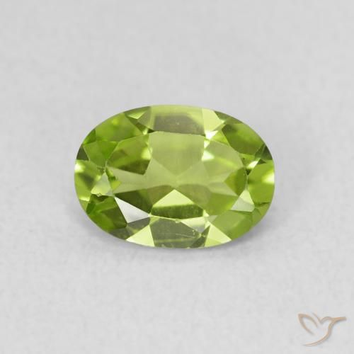 0.78ct Натуральный Ярко-зеленый Перидот, Овал, Чистота VS