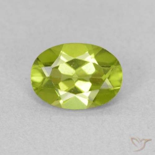 0.78ct Натуральный Средний зеленый Перидот, Овал, Чистота VS
