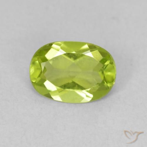 0.76ct Натуральный Ярко-зеленый Перидот, Овал, VVS-VS