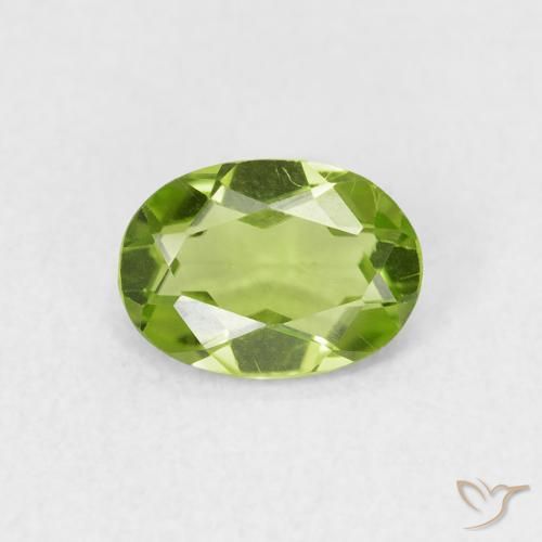 0.80ct Натуральный Средний зеленый Перидот, Овал, VVS-VS