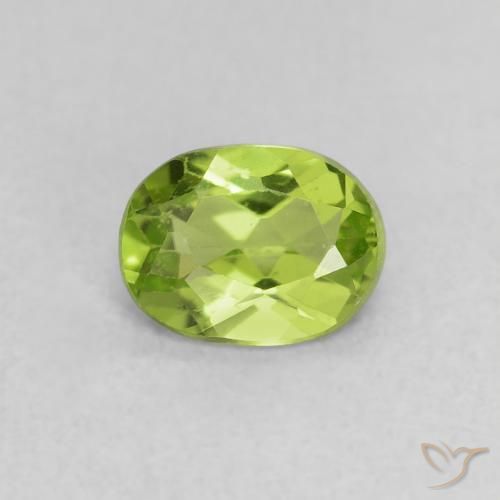 0.68ct Натуральный Ярко-зеленый Перидот, Овал, Чистота VS
