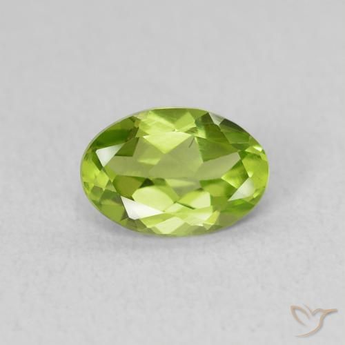 0.77ct Натуральный Средний зеленый Перидот, Овал, Чистота VS