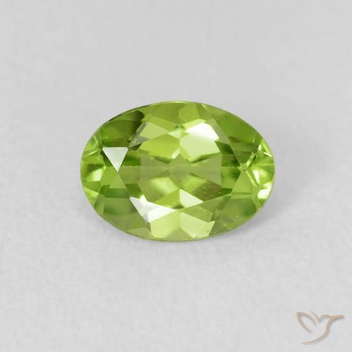 0.85ct Натуральный Ярко-зеленый Перидот, Овал, Чистота VS