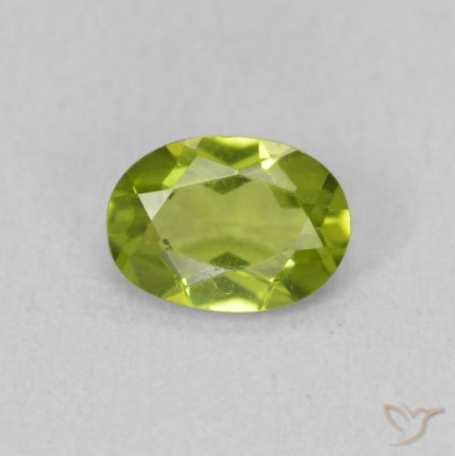 0.81ct Натуральный Ярко-зеленый Перидот, Овал, Чистота VS