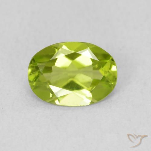 0.80ct Натуральный Средний зеленый Перидот, Овал, Чистота VS